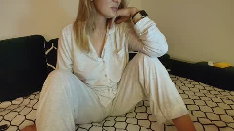 Ania online show from January 9, 2025, 3:15 am