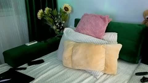 Snapshot of sweetania_ chatting on June 22, 2026, 8:17 pm Ania online show from June 22, 2026, 8:17 pm