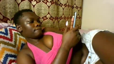 Snapshot of sweetassbabe20 chatting on July 5, 2026, 4:25 pm Sweetass online show from July 5, 2026, 4:25 pm