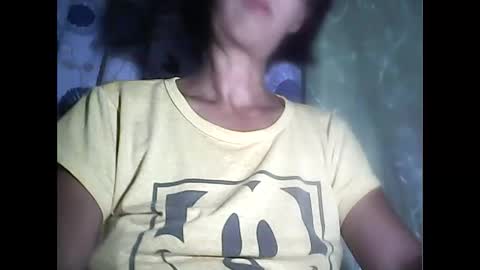 Snapshot of sweetbella24 chatting on September 20, 2025, 1:56 pm im anne online show from September 20, 2025, 1:56 pm