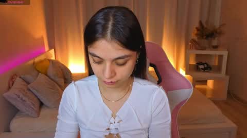 Kim online show from May 4, 2026, 2:07 am