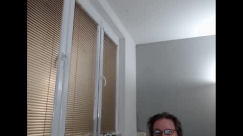 Sweetboobs85h online show from January 22, 2025, 7:34 pm