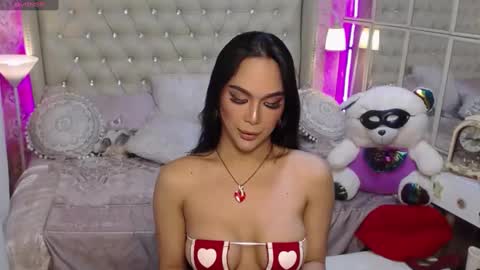 Carla online show from December 11, 2024, 8:04 am