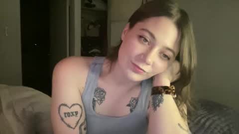 Snapshot of sweetcandyangel chatting on February 10, 2025, 3:35 am sweetcandy online show from February 10, 2025, 3:35 am
