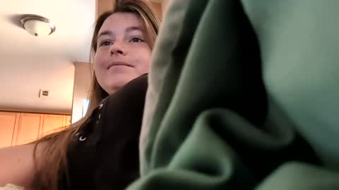 sweetcherrypie2 online show from August 8, 2026, 5:59 pm