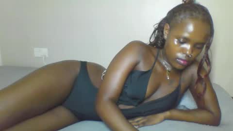 Snapshot of sweetclit99 chatting on January 17, 2026, 10:46 pm sweetclit99 online show from January 17, 2026, 10:46 pm