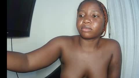 sweetcoochiex online show from September 29, 2025, 8:24 pm