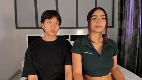 Eva Short hair girl  - Victoria Long red hair online show from October 14, 2025, 6:31 pm