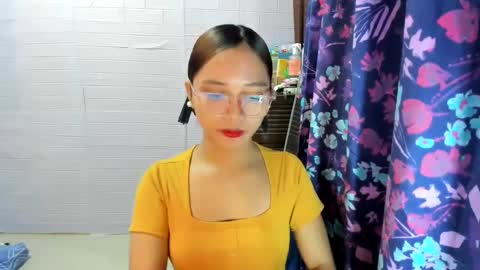 SOPHIA online show from March 12, 2025, 10:39 pm