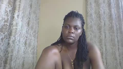 Snapshot of sweetdarkskin chatting on May 16, 2026, 10:41 pm CLARIS online show from May 16, 2026, 10:41 pm