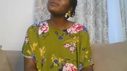 Snapshot of sweetdarkskin chatting on June 26, 2026, 11:58 am CLARIS online show from June 26, 2026, 11:58 am