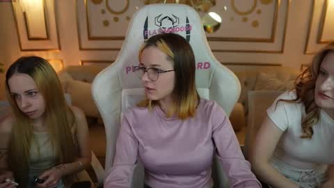 Snapshot of sweetdesiree_ chatting on October 5, 2025, 10:24 am Amelia online show from October 5, 2025, 10:24 am