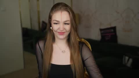 Snapshot of sweetdesiree_ chatting on October 31, 2025, 7:37 pm Amelia online show from October 31, 2025, 7:37 pm