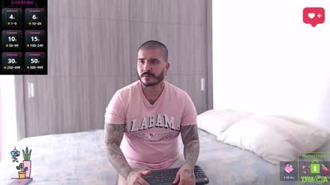 Snapshot of sweetdesires_ chatting on September 14, 2025, 2:27 pm online show from September 14, 2025, 2:27 pm