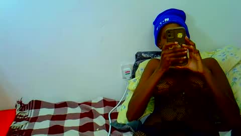 sweetebony123 online show from October 12, 2025, 9:03 pm