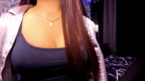 sweetest_one4 online show from May 5, 2026, 4:15 pm
