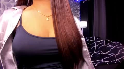 sweetest_one4 online show from May 10, 2026, 4:17 am