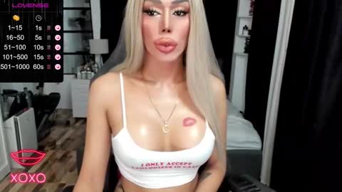 CANDACE online show from October 16, 2025, 6:31 pm