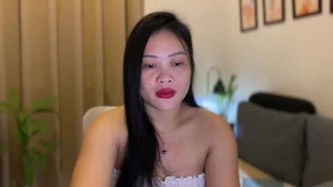 Snapshot of sweetestsmile_ chatting on August 6, 2026, 12:23 am Khaye online show from August 6, 2026, 12:23 am