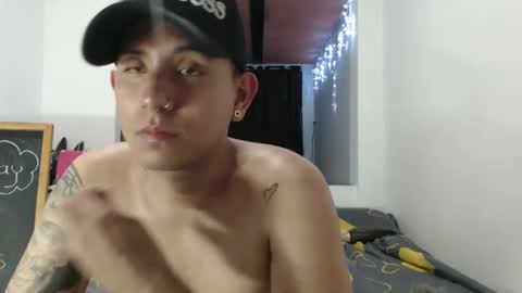 sweetevil19 online show from March 12, 2025, 5:46 am