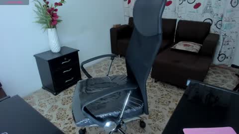 Fabiana online show from December 17, 2024, 7:15 pm