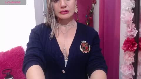 sweef online show from February 25, 2025, 2:03 am