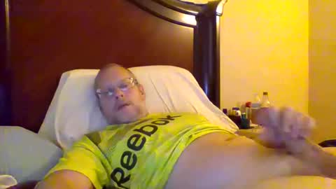 Snapshot of sweetg233 chatting on October 16, 2025, 5:36 pm sweetg233 online show from October 16, 2025, 5:36 pm