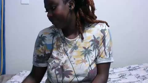 sweetgal11 online show from November 5, 2025, 10:59 am