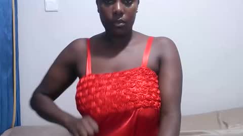 sweetgal11 online show from November 24, 2025, 7:24 pm