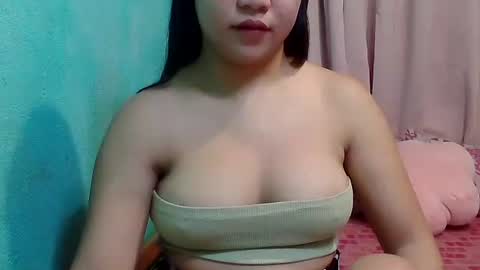 Snapshot of sweetgal_mica chatting on October 3, 2025, 10:51 pm sweetgal_mica online show from October 3, 2025, 10:51 pm
