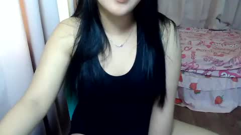 sweetgal_mica online show from June 18, 2026, 11:31 pm