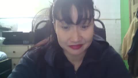 Snapshot of sweetgemini23 chatting on December 12, 2024, 1:21 am Jean online show from December 12, 2024, 1:21 am