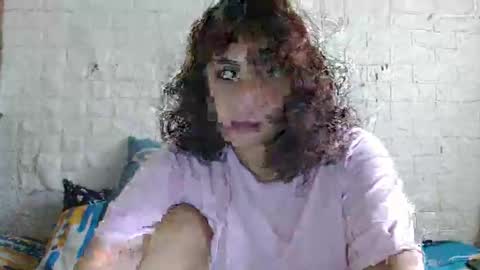 Jean online show from October 14, 2025, 12:11 am