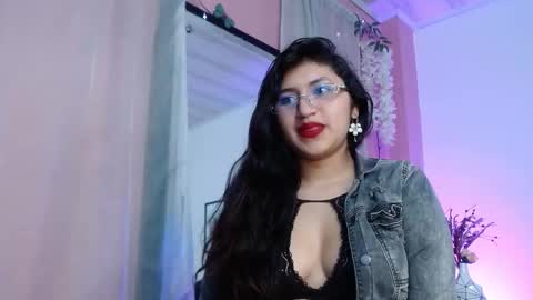 Snapshot of sweetgh_ chatting on September 24, 2025, 11:24 am  Sweet online show from September 24, 2025, 11:24 am