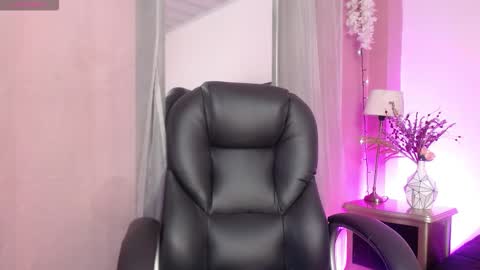 Snapshot of sweetgh_ chatting on October 1, 2025, 11:27 am  Sweet online show from October 1, 2025, 11:27 am