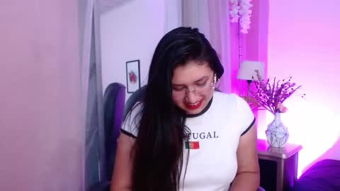 Snapshot of sweetgh_ chatting on October 7, 2025, 11:18 am  Sweet online show from October 7, 2025, 11:18 am