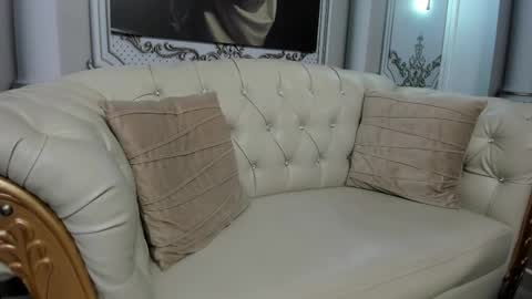 MIA  online show from October 15, 2025, 8:03 am