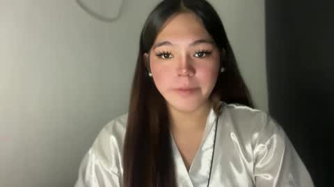 Ayesha online show from November 9, 2025, 2:43 am