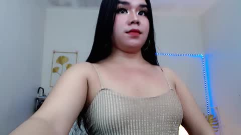 Snapshot of sweetgirl_mayxx chatting on September 26, 2025, 9:19 pm May online show from September 26, 2025, 9:19 pm