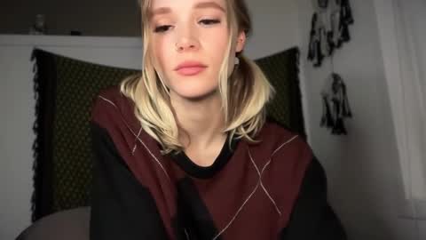 sweetgracee online show from February 14, 2025, 6:12 am