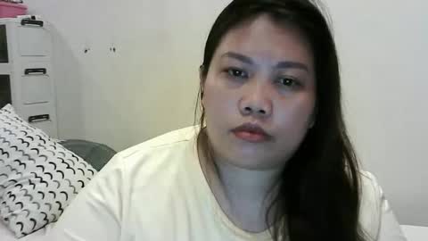 Fuck my boobs69 online show from May 14, 2026, 4:41 am