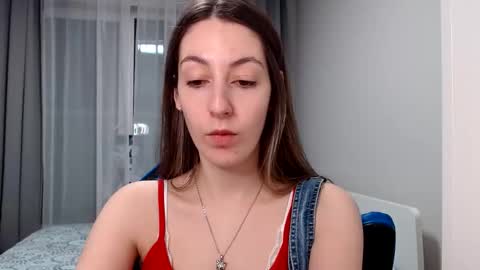 Snapshot of sweetheart_77 chatting on February 3, 2025, 11:15 pm Emma online show from February 3, 2025, 11:15 pm