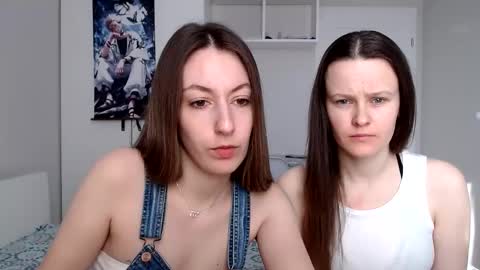 Snapshot of sweetheart_77 chatting on March 12, 2025, 7:57 am Emma online show from March 12, 2025, 7:57 am