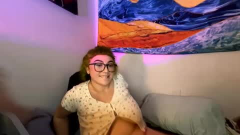 Snapshot of sweetheatannie chatting on December 19, 2024, 6:12 am sweetheatannie online show from December 19, 2024, 6:12 am