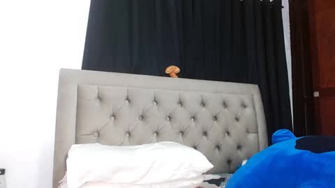 Snapshot of sweethoneyts chatting on September 28, 2025, 9:53 pm Valery honey online show from September 28, 2025, 9:53 pm