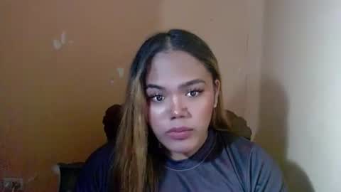 Snapshot of sweethot_bella chatting on September 8, 2025, 2:27 pm Bella online show from September 8, 2025, 2:27 pm