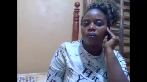 sweetib1 online show from February 16, 2025, 4:42 am