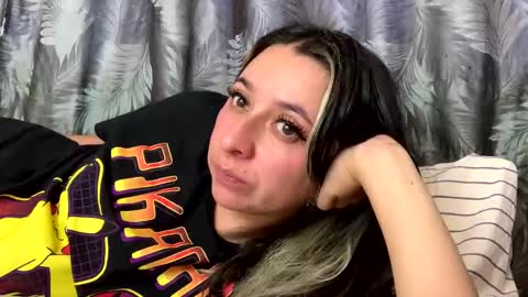 sweetie_cake online show from March 9, 2025, 11:03 pm