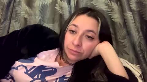 sweetie_cake online show from March 12, 2025, 2:41 am