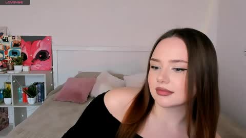 Hannah online show from May 13, 2026, 2:14 pm